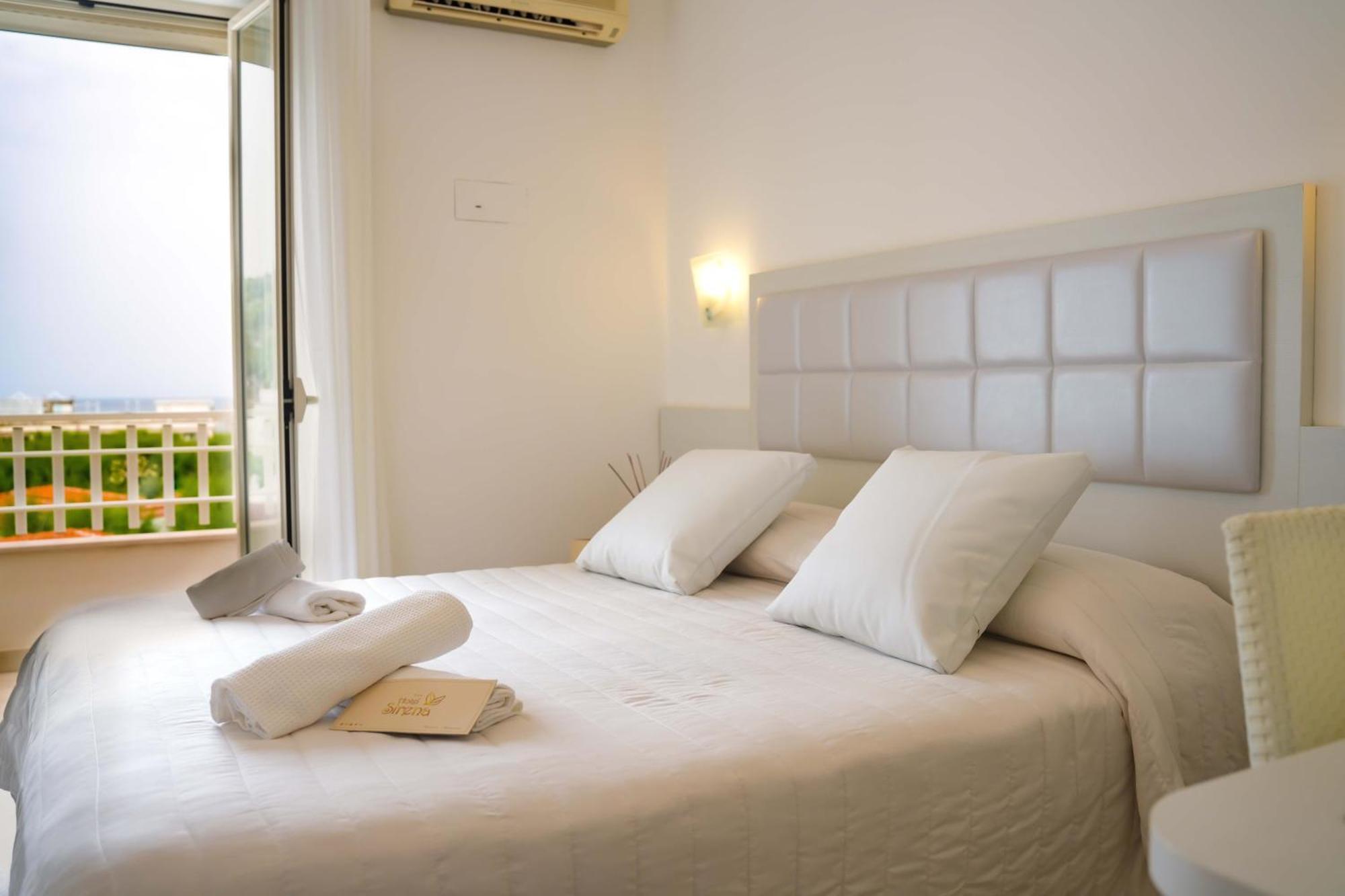 Hotel Sirena - Servizio Spiaggia Inclusive Peschici Eksteriør billede